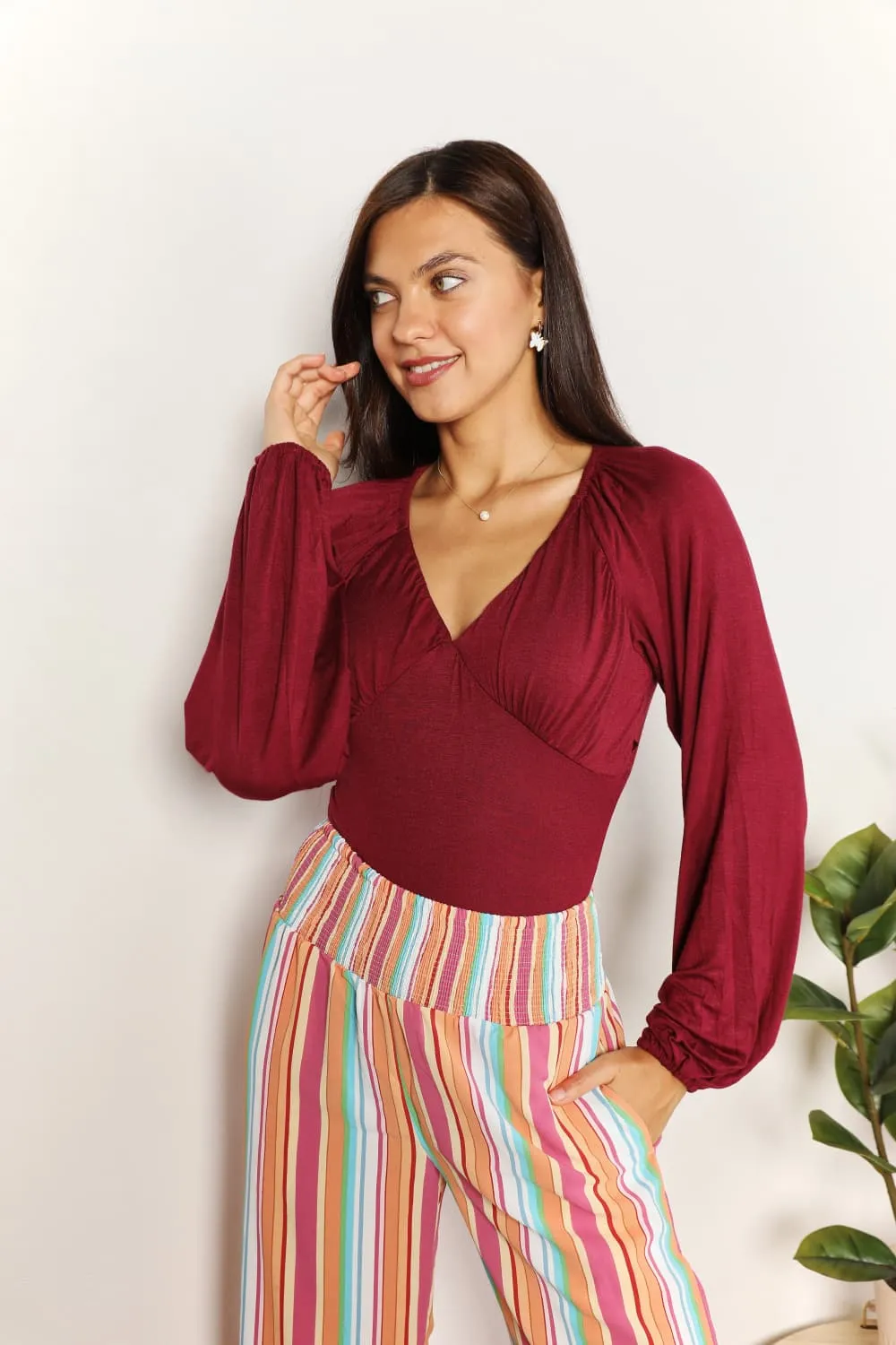 *APP EXCLUSIVE* V-Neck Bodysuit