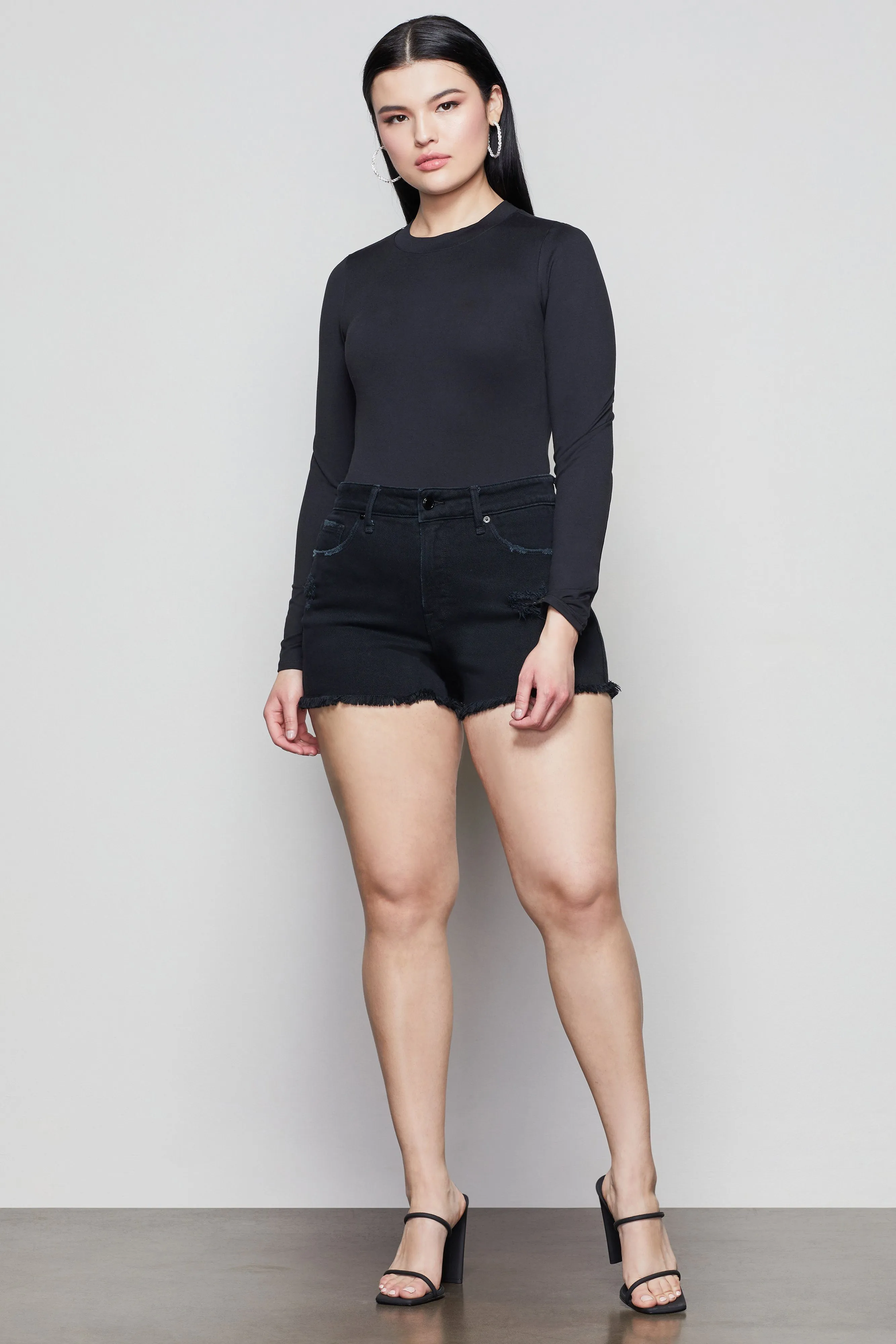 CUT OFF SHORT ZEBRA POCKETS | BLACK087
