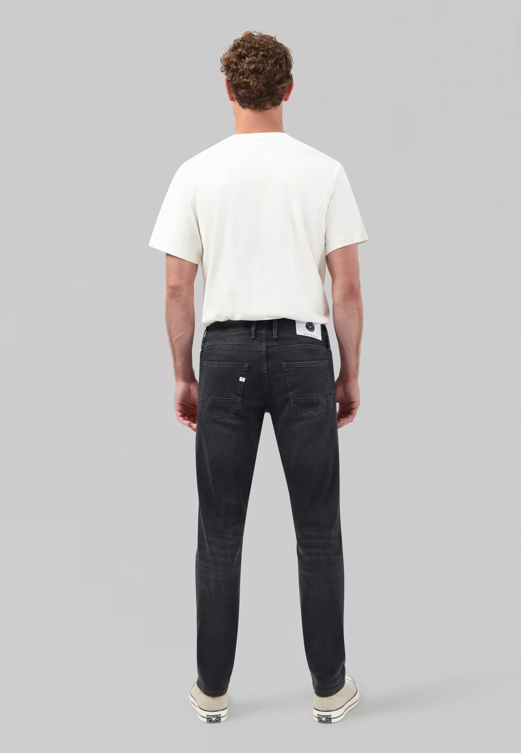 Daily Dunn - Worn Black