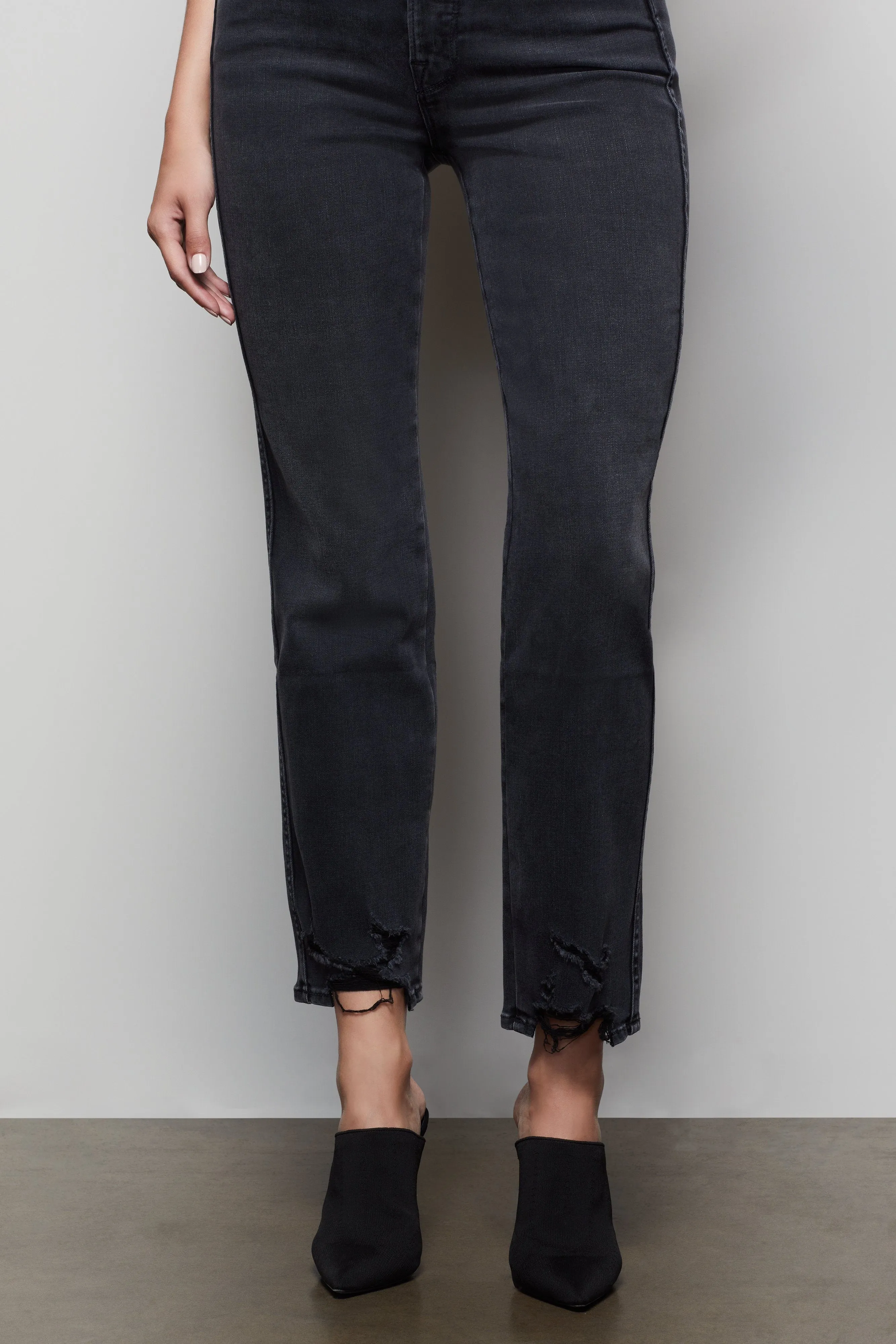 GOOD STRAIGHT | BLACK077