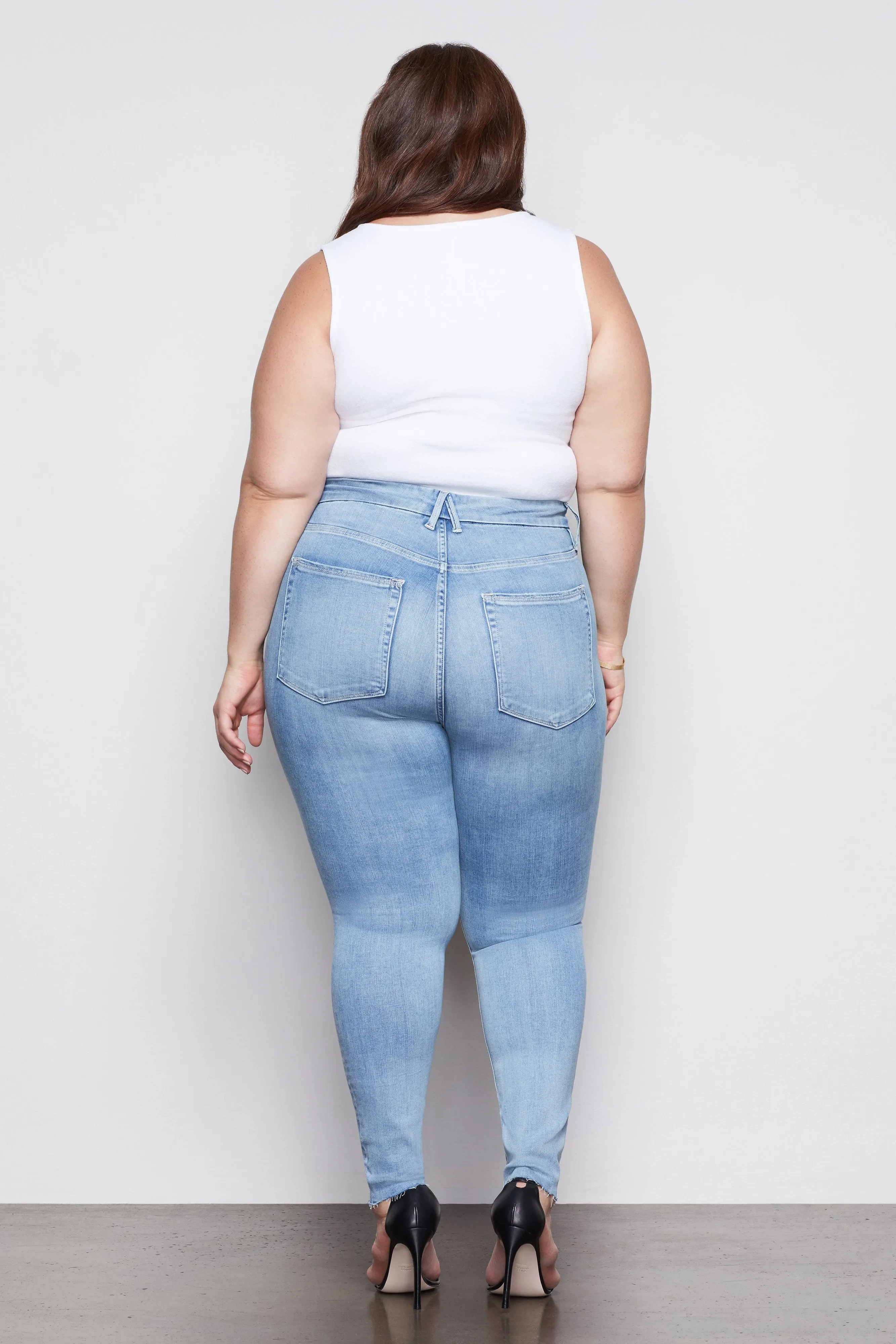GOOD WAIST CROP RAW EDGE | BLUE352
