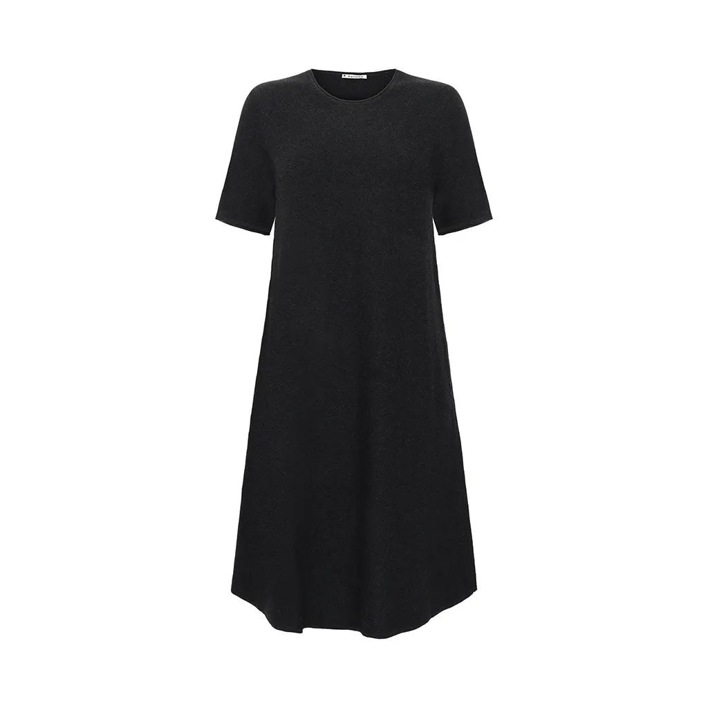 mica - black