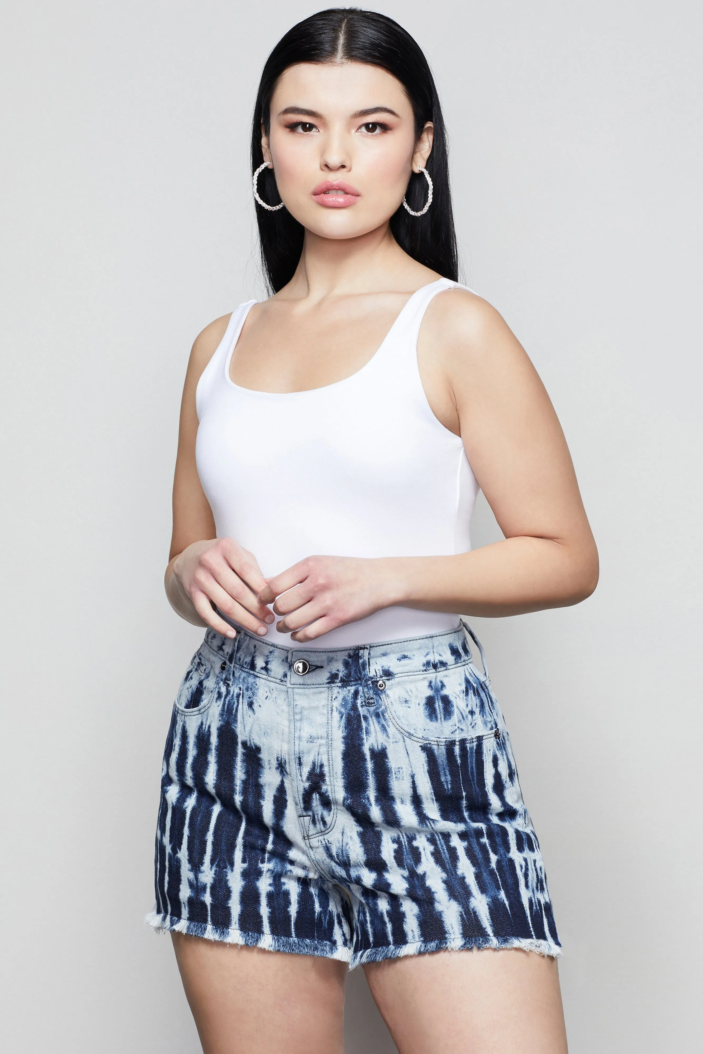 THE BOMBSHELL | BLUE468