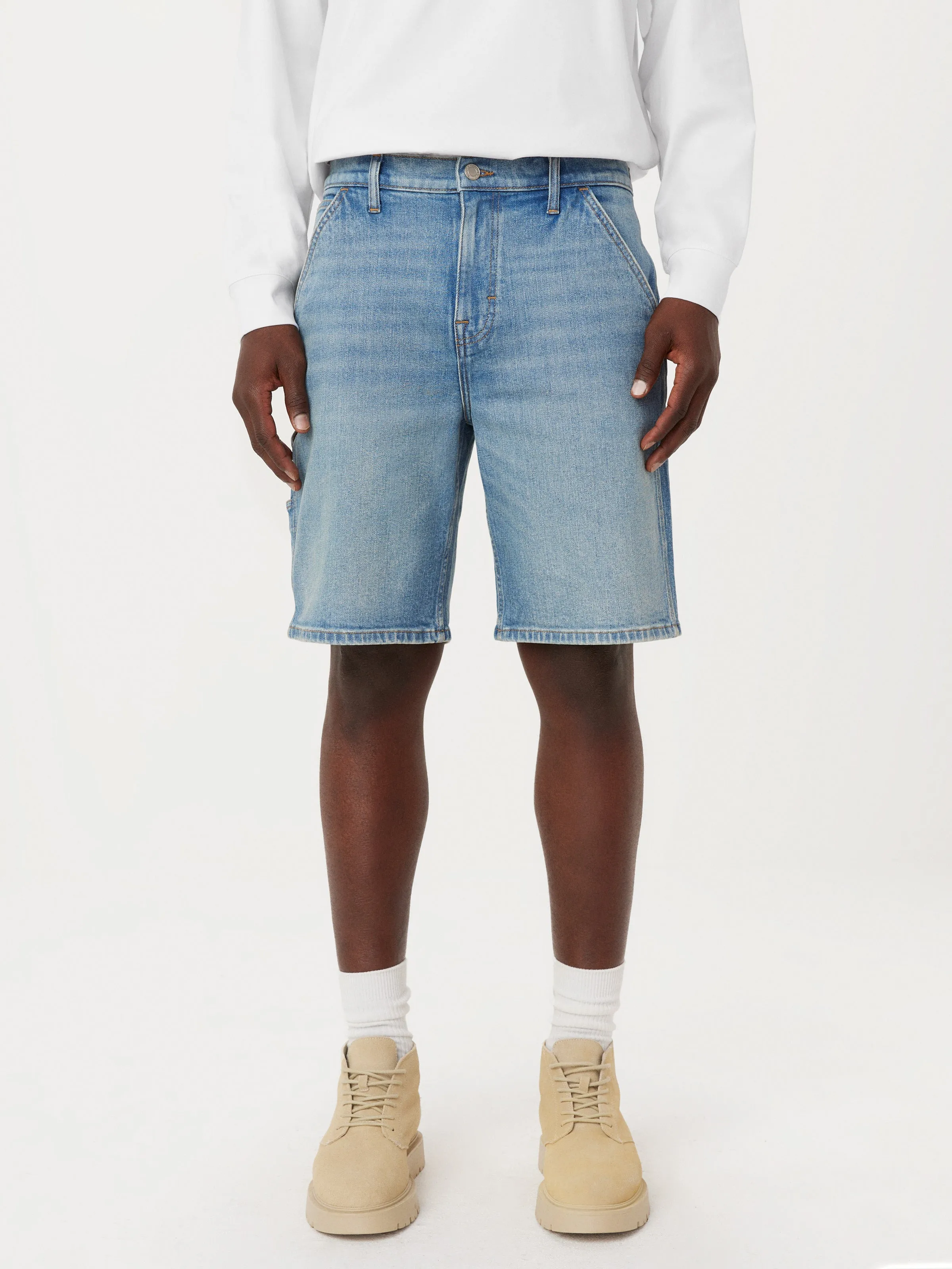 The Nolan Straight Carpenter Short in Light Blue