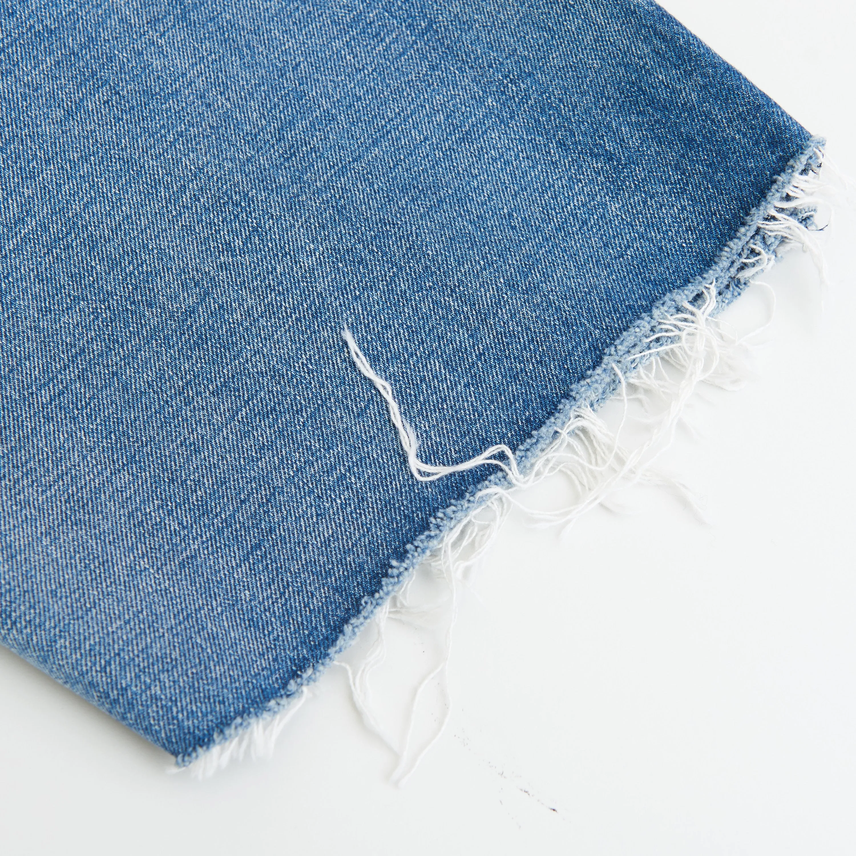 Wesley Low-Rise Shorts In Vintage Union Wash Denim With Raw Hems